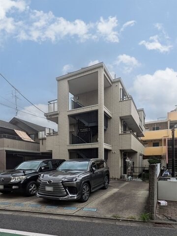 プレジオ上馬の物件外観写真