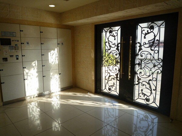 トーシンフェニックス武蔵関の物件外観写真