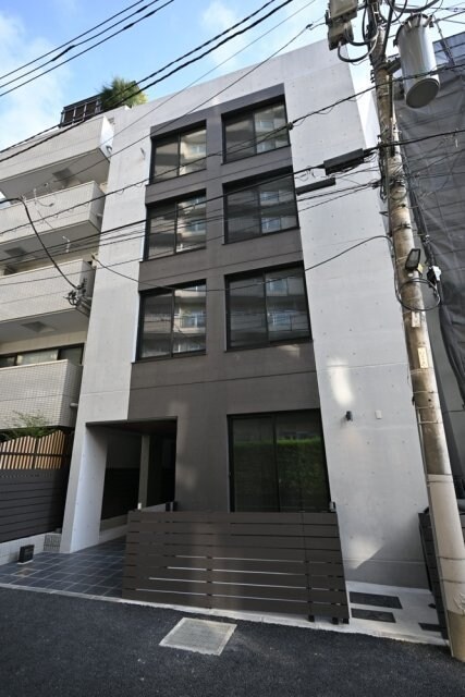 白山駅 徒歩3分の物件外観写真