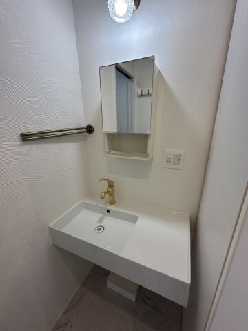 御苑宮庭28マンションの物件内観写真