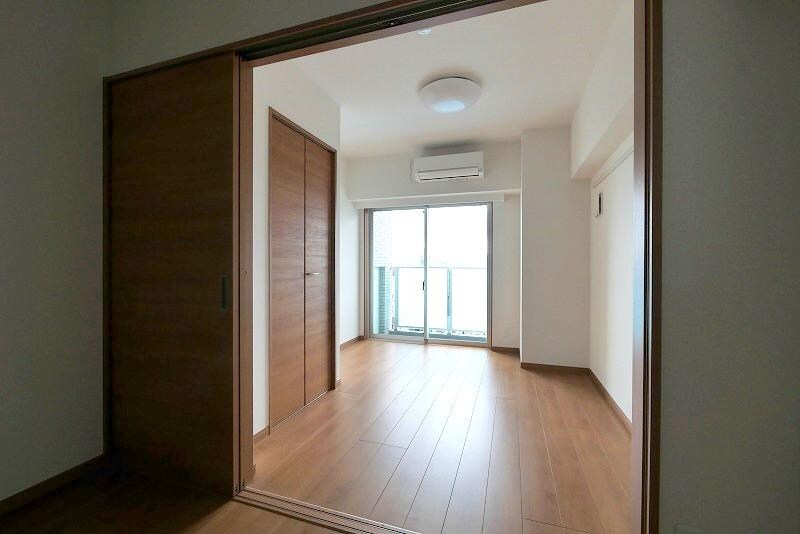 ペアパレス六町２号館の物件内観写真