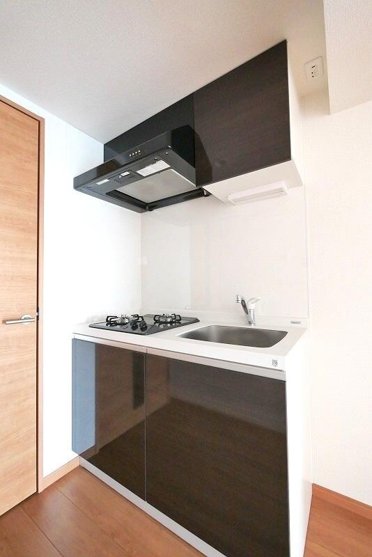 ペアパレス六町２号館の物件内観写真