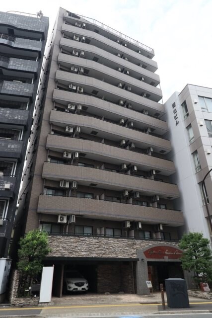 東京都港区芝２丁目の物件外観写真