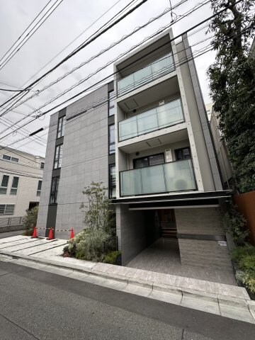 イプセ四谷三丁目の物件外観写真