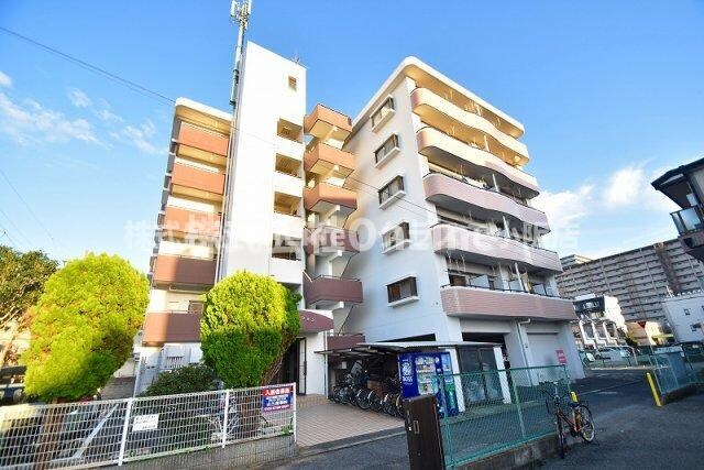 五百石マンションの物件外観写真