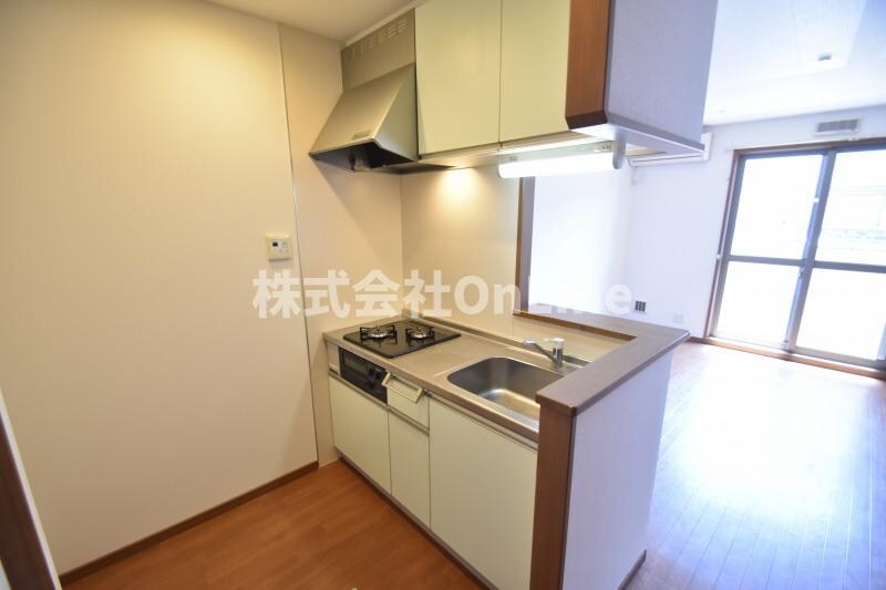 ヴィラ・エターナルの物件内観写真