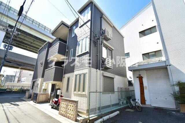 H&B吉田の物件外観写真