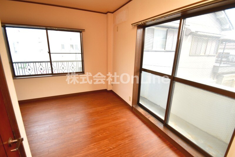 ラフォーレ大蓮の物件内観写真