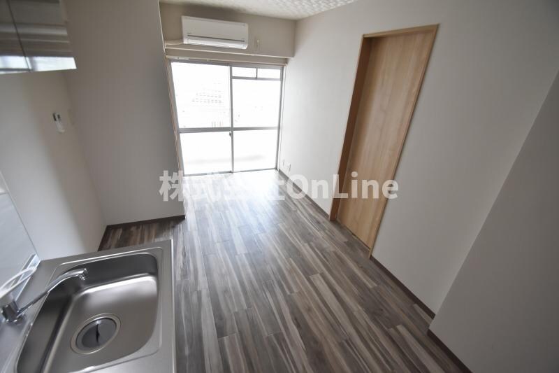 新栄プロパティー東大阪Ⅰの物件内観写真