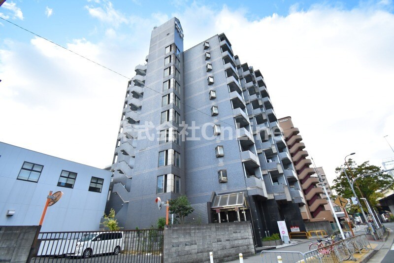 ノアーズアーク長田21の物件外観写真