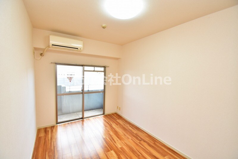 ノアーズアーク長田21の物件内観写真