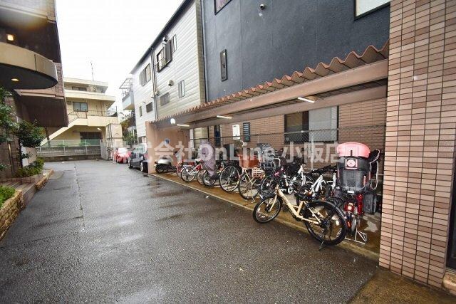 デルニエアンの物件外観写真