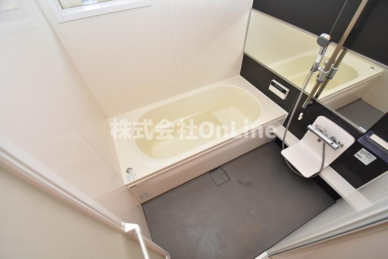 おばつじアイビーコートB棟の物件内観写真