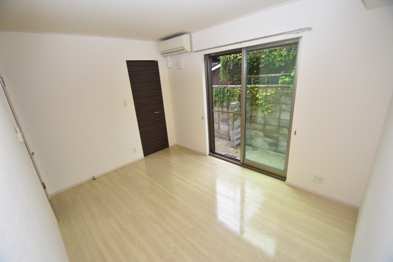 プレベール小路東の物件内観写真