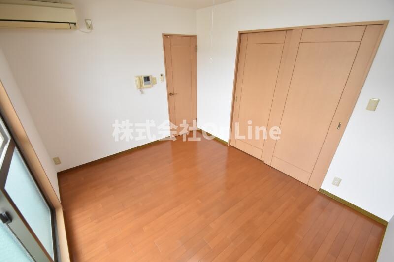 ミフネセントラルベア荒本の物件内観写真