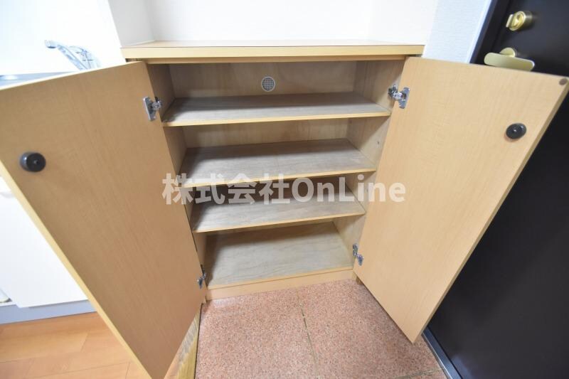 ミフネセントラルベア荒本の物件内観写真