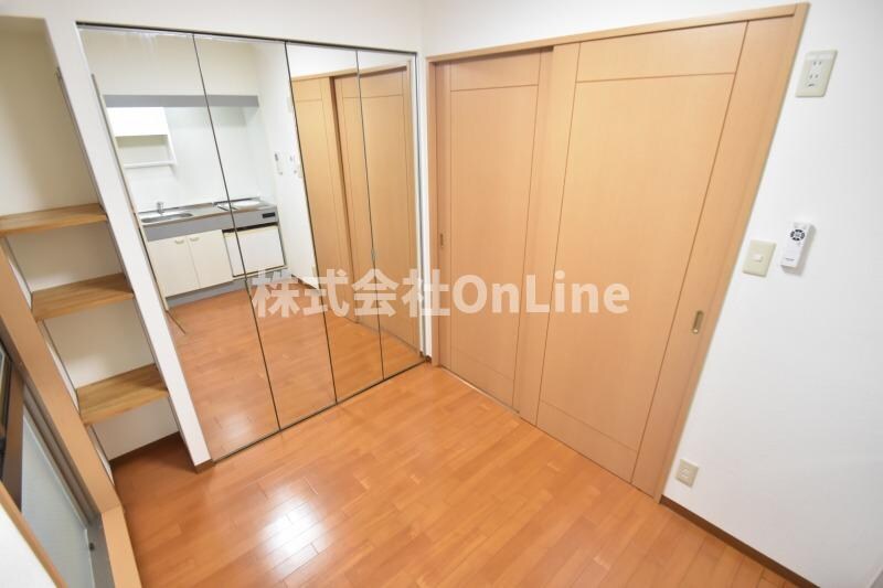 ミフネセントラルベア荒本の物件内観写真