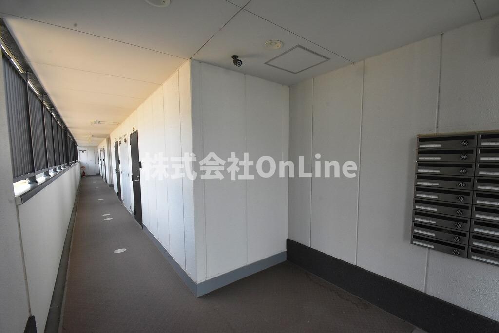 ラガーパレス花園の物件外観写真