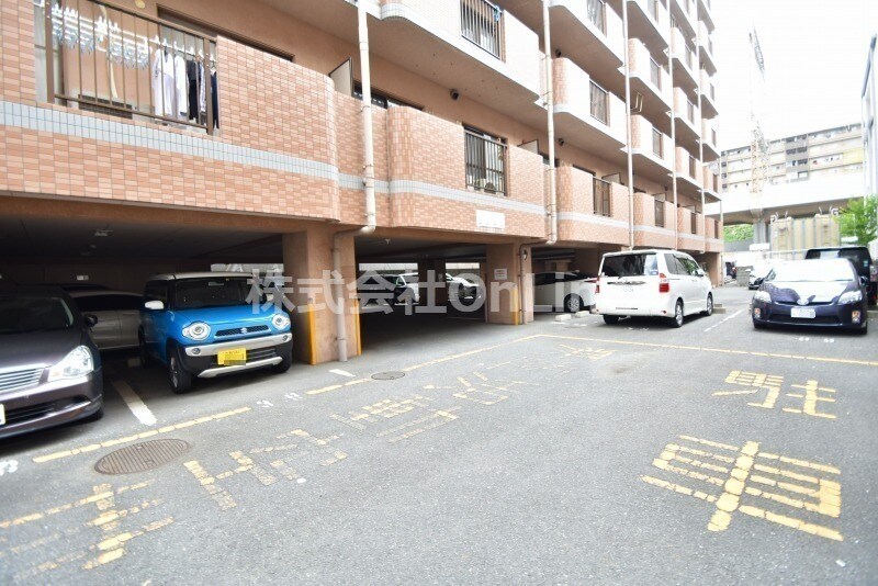 グランシャトレーDAIWAの物件外観写真