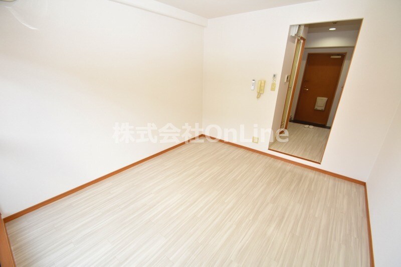 ブルグリンコート布施駅前の物件内観写真