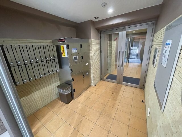 ヴェルドミール小阪の物件外観写真