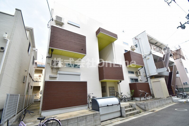 エルサチの物件外観写真