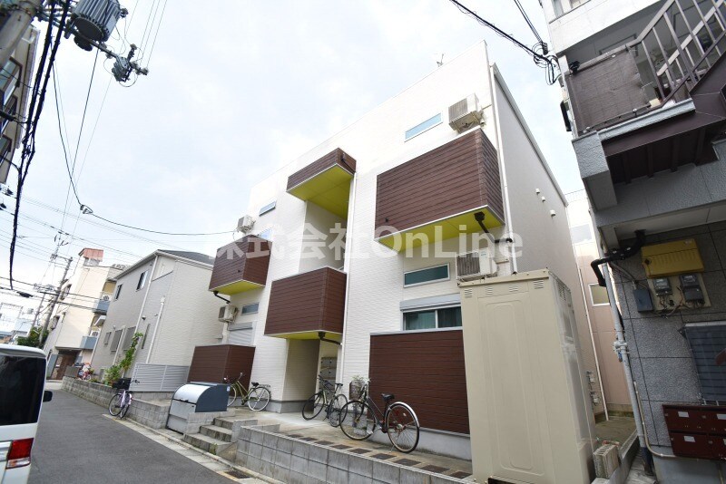 エルサチの物件外観写真