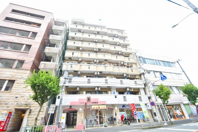 ブルグリンコート布施駅前の物件外観写真