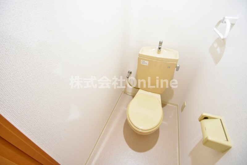 ブルグリンコート布施駅前の物件内観写真