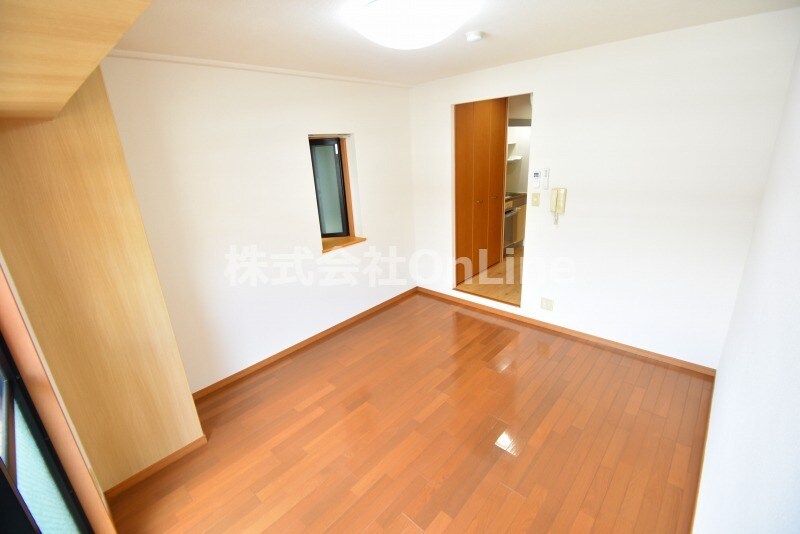 ブルグリンコート布施駅前の物件内観写真