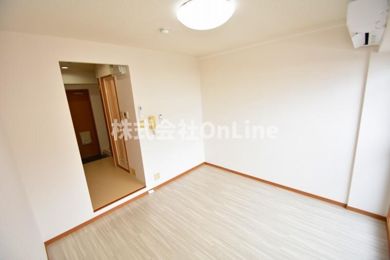 ブルグリンコート布施駅前の物件内観写真