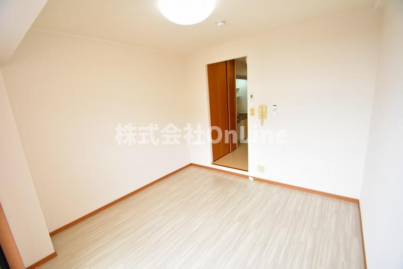 ブルグリンコート布施駅前の物件内観写真