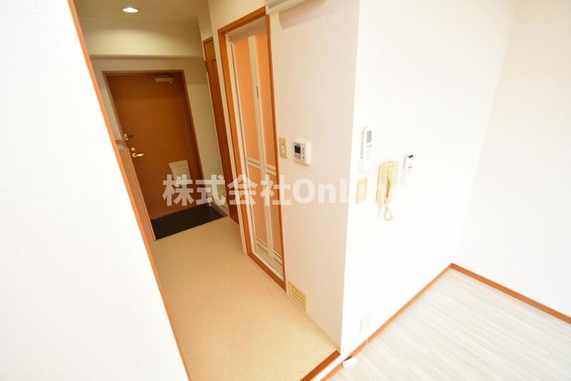 ブルグリンコート布施駅前の物件内観写真