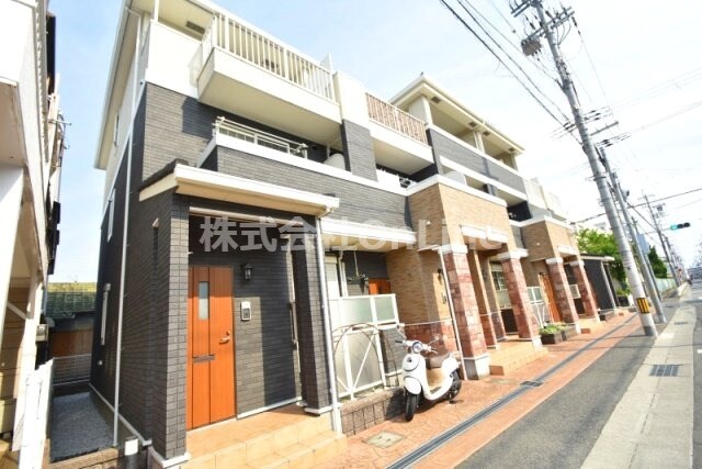 メゾン花園Ⅱの物件外観写真