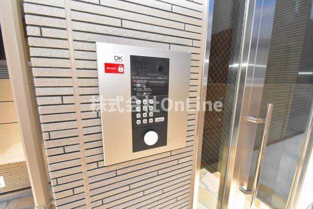 カーサ・オストロの物件外観写真