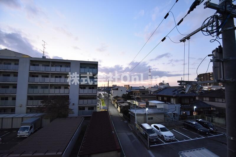 セレニティ荒本B棟の物件内観写真