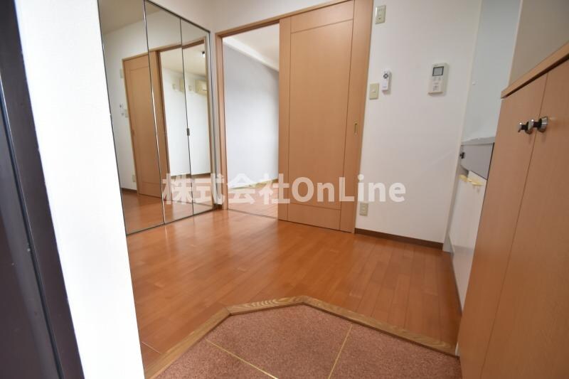 ミフネセントラルベア荒本の物件内観写真