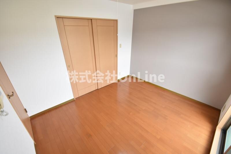 ミフネセントラルベア荒本の物件内観写真