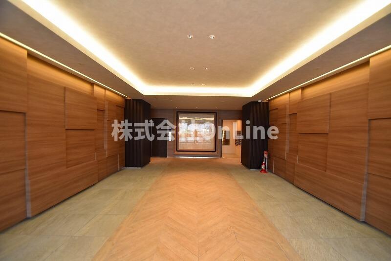 AELL OSAKA EASTの物件外観写真