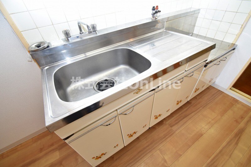 花園マンション巽の物件内観写真