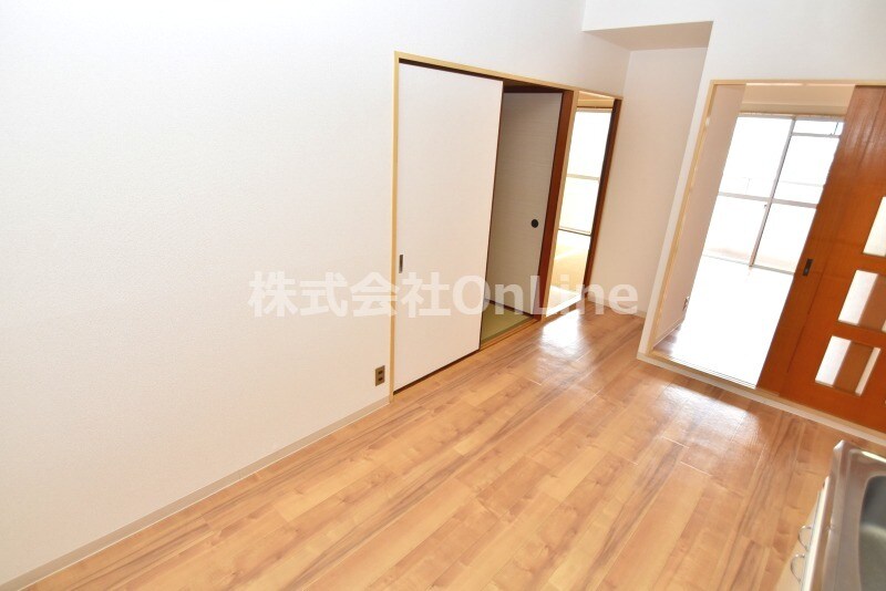 花園マンション巽の物件内観写真