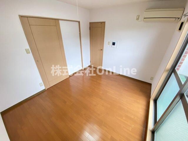 ミフネセントラルベア荒本の物件内観写真