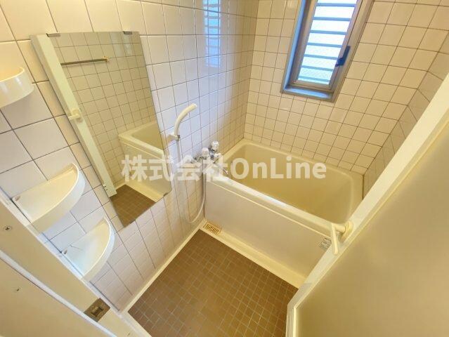 ミフネセントラルベア荒本の物件内観写真