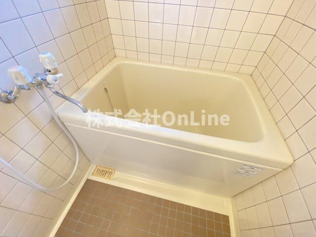 ミフネセントラルベア荒本の物件内観写真