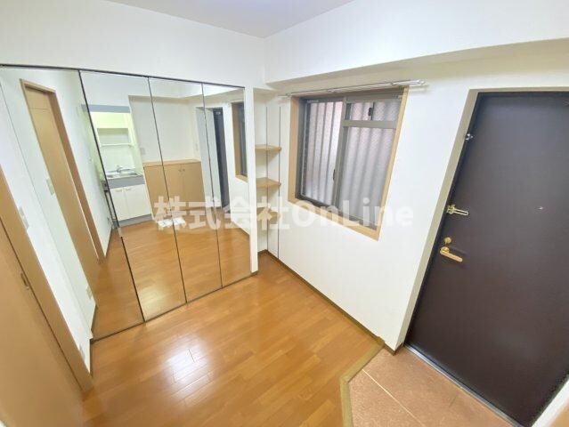 ミフネセントラルベア荒本の物件内観写真