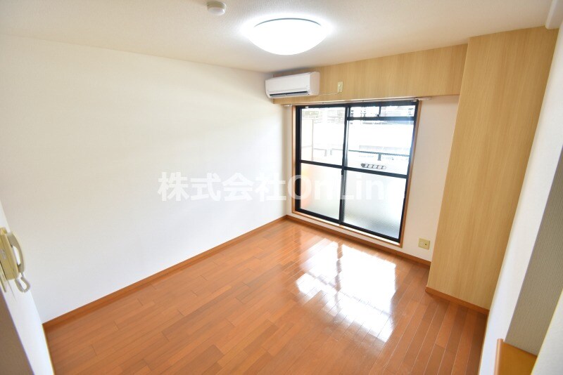 ブルグリンコート布施駅前の物件内観写真