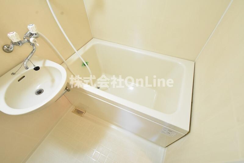 カーソル高井田の物件内観写真