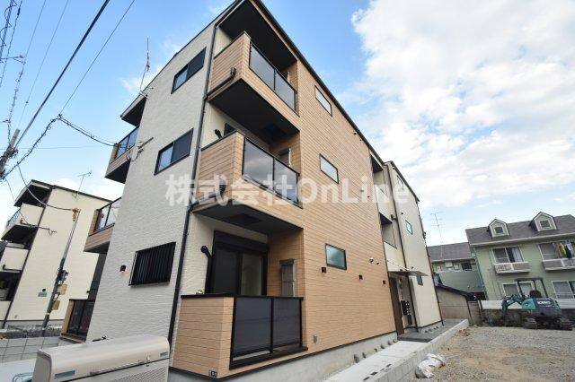 グランシーズン２の物件外観写真