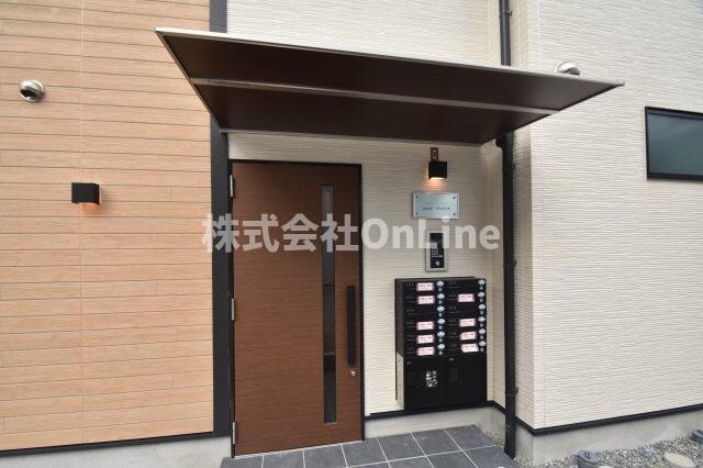 グランシーズン２の物件外観写真