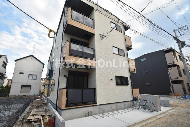 グランシーズン２の物件外観写真